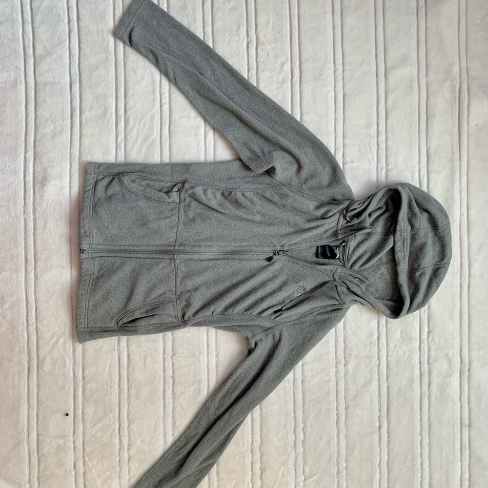 THE NORTH FACE GREY JACKET